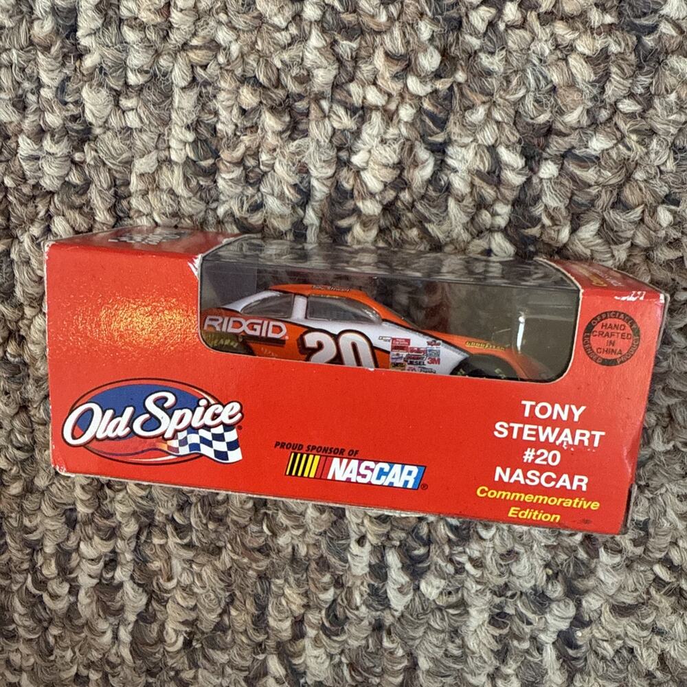Tony Stewart #20 Nascar Home Depot/Old Spice 042121DMT